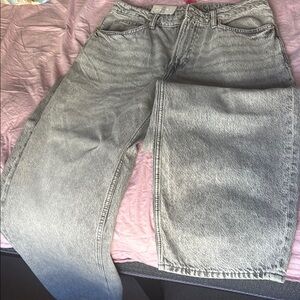 H&M Women's Relaxed Gray Jeans